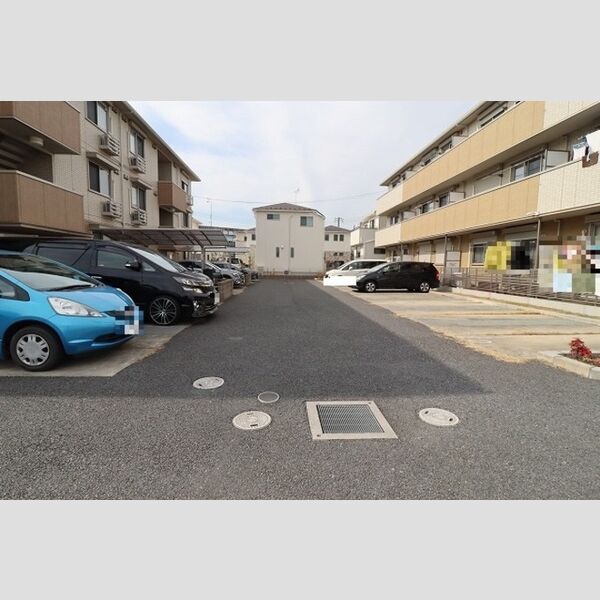 駐車場 (駐車場)