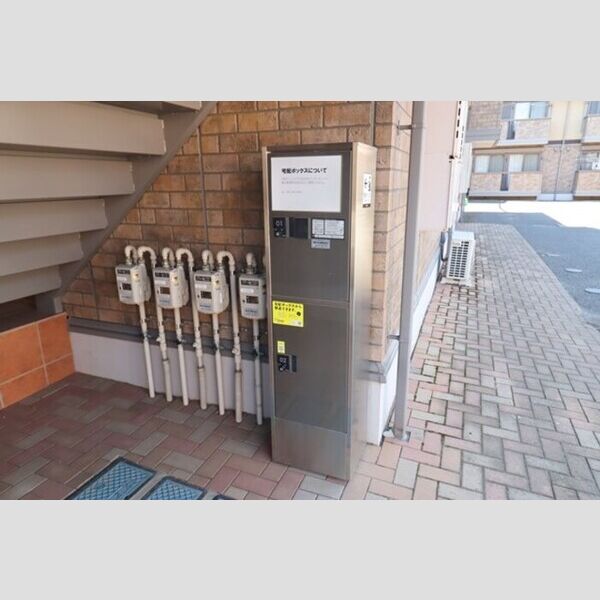 現地周辺 (宅配ボックス)