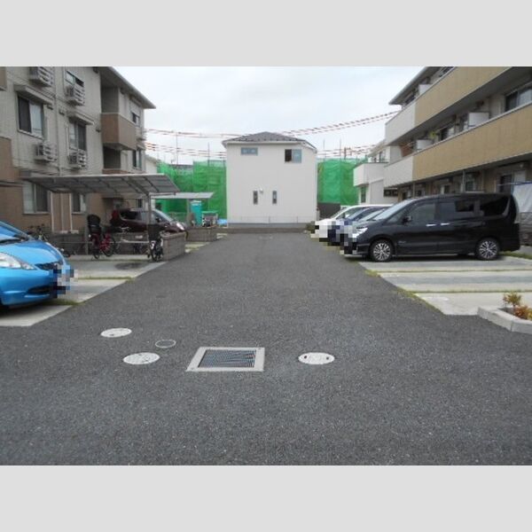駐車場 (駐車場)