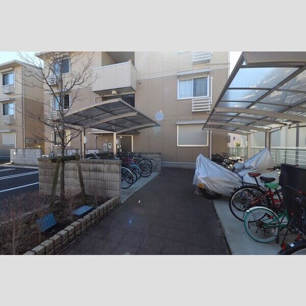 駐車場 (駐輪場)