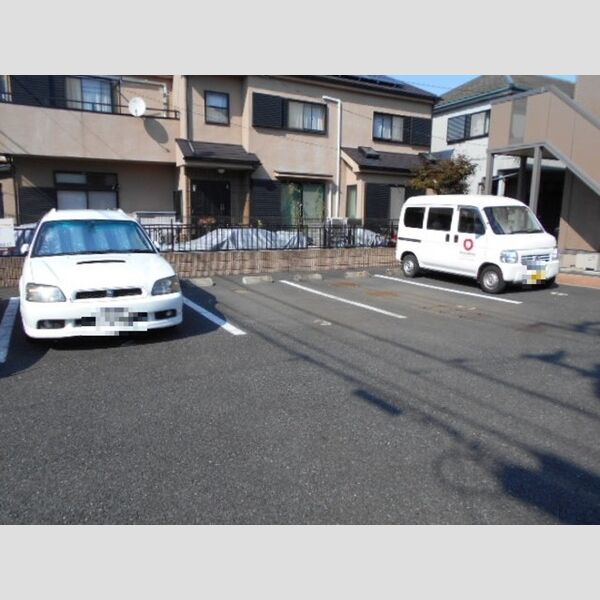 駐車場 (駐車場)