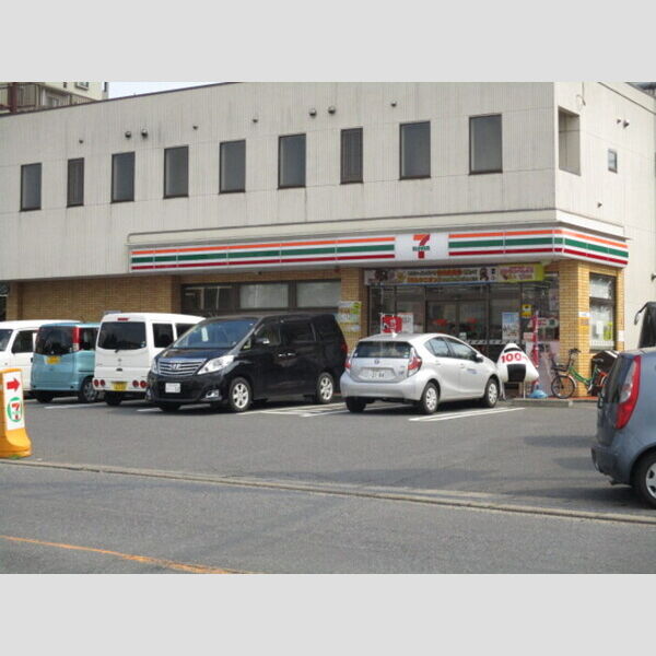 現地周辺 (セブンイレブン松戸小山店(759m))