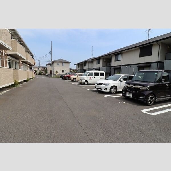 駐車場 (駐車場)