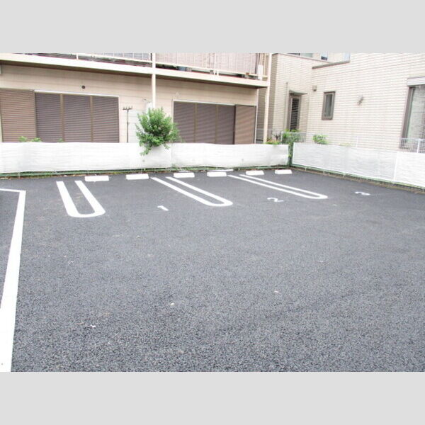 駐車場 (駐車場)