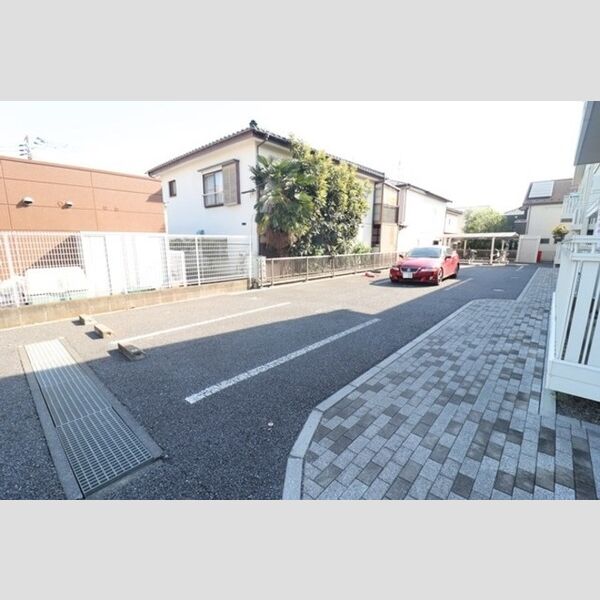 駐車場 (駐車場)