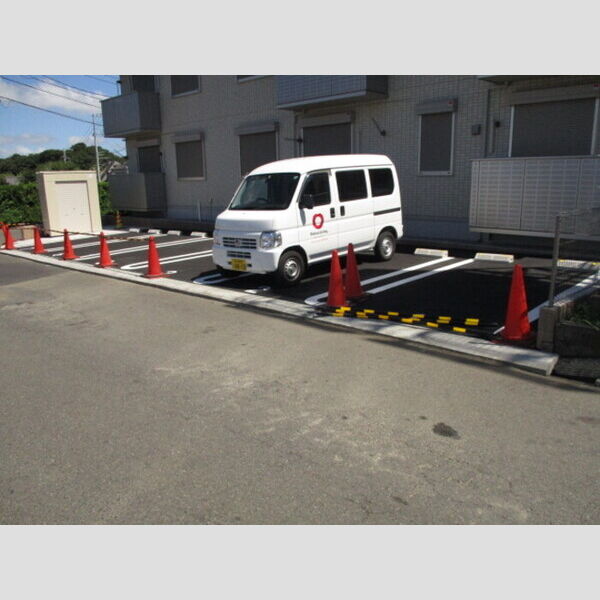 駐車場 (駐車場)