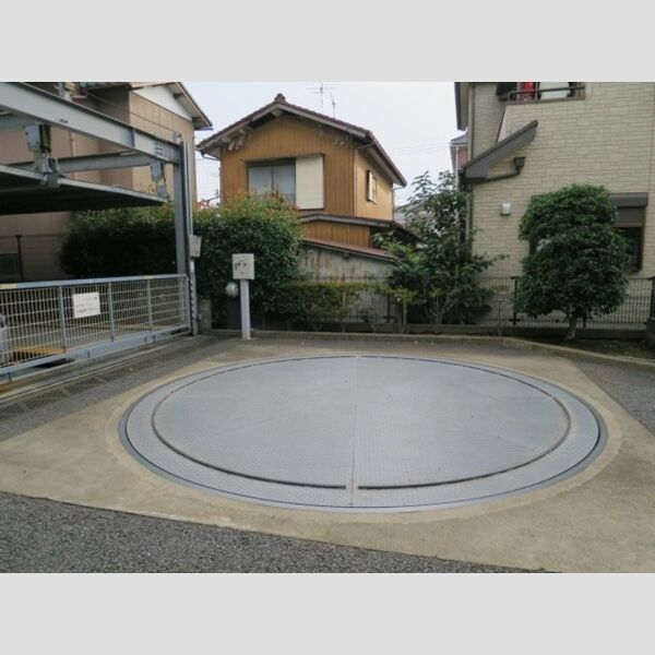 駐車場 (駐車場)