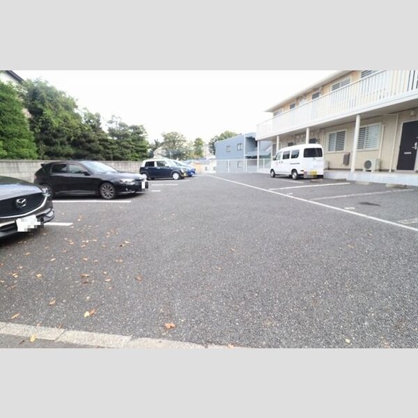 駐車場 (駐車場)