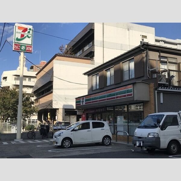 現地周辺 (セブンイレブン松戸郵便局前店(220m))