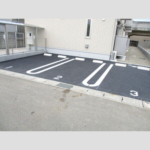 駐車場 (駐車場)