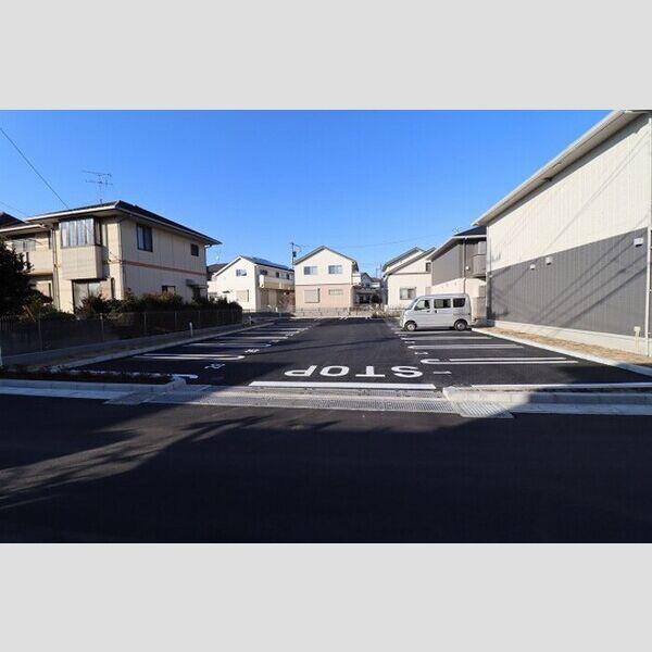 駐車場 (駐車場)