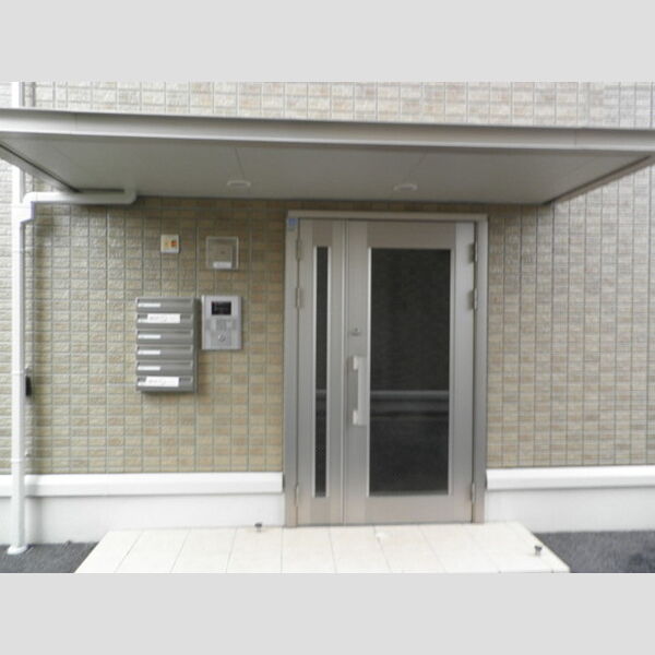 エントランス (エントランス)