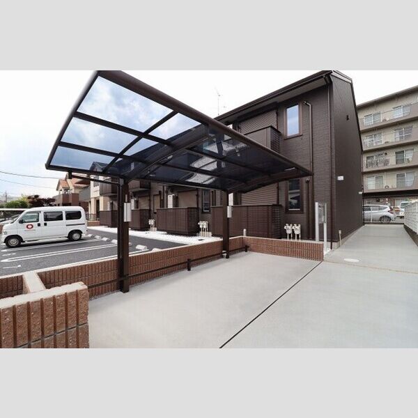 現地周辺 (駐輪場)