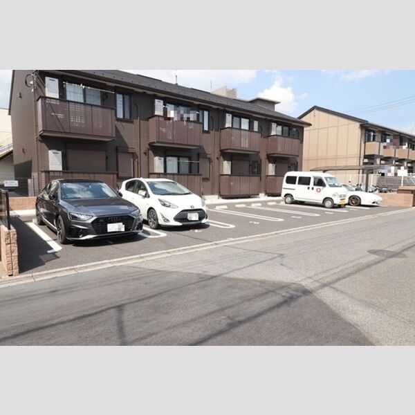 駐車場 (駐車場)