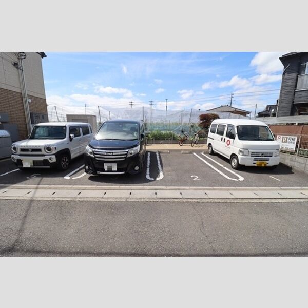 駐車場 (駐車場)