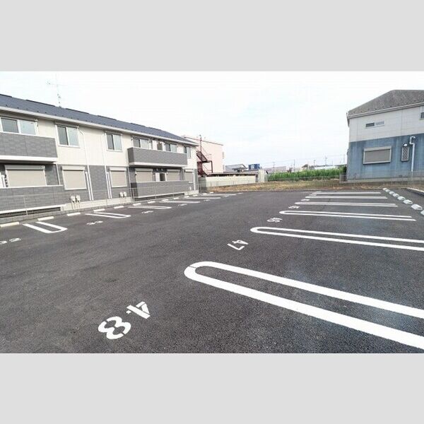 駐車場 (駐車場)