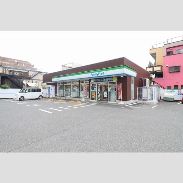 現地周辺 (ファミリーマート新松戸六丁目店(718m))