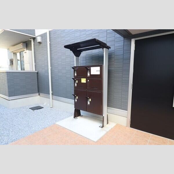 現地周辺 (宅配ボックス)