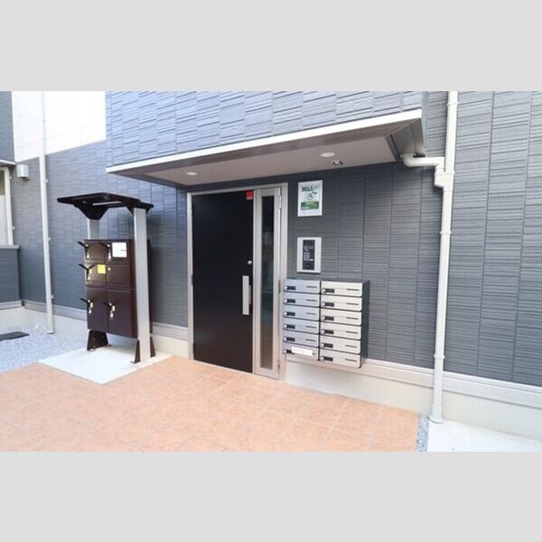 エントランス (エントランス)