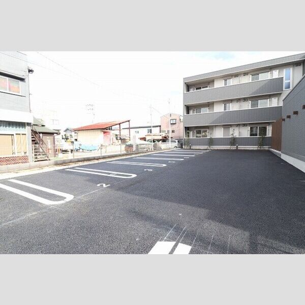 駐車場 (駐車場)