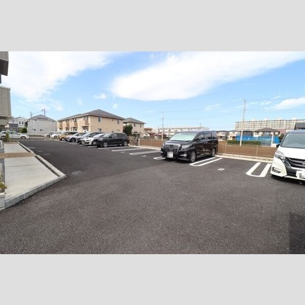駐車場 (駐車場)