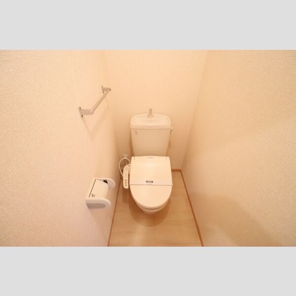 トイレ (温水洗浄暖房便座)