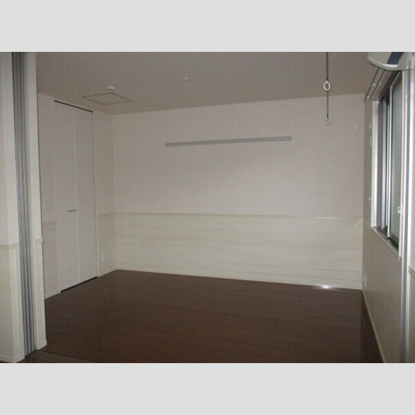 その他 (洋室①)