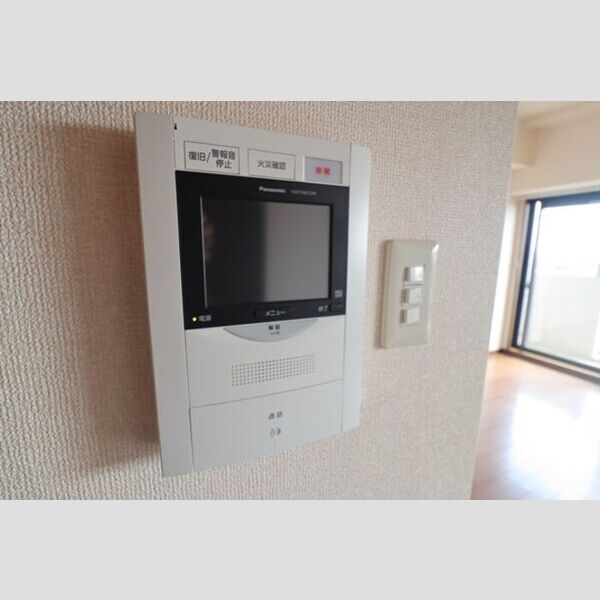 その他設備 (モニター付インターフォン)