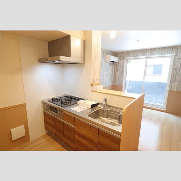 キッチン (キッチン　三口コンロ)