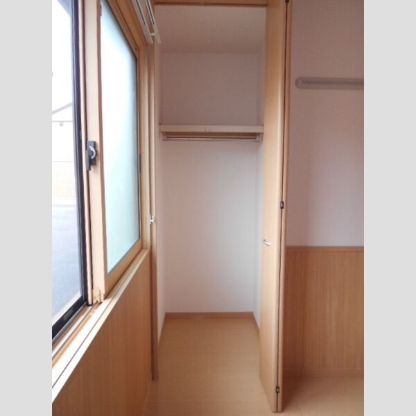 収納 (クローゼット)