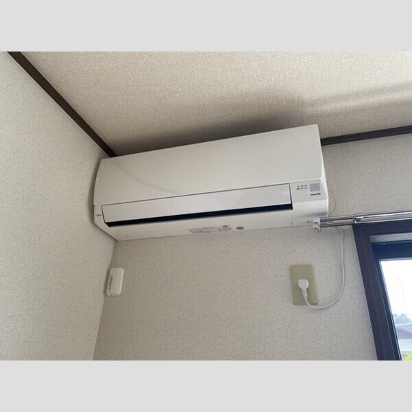その他設備 (エアコン)
