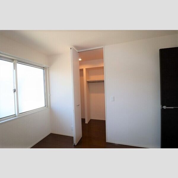 収納 (ウォークインクローゼット)