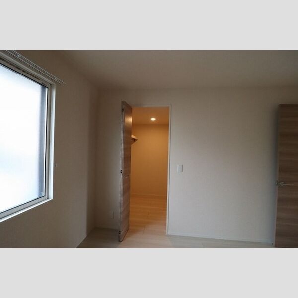 収納 (ウォークインクローゼット)