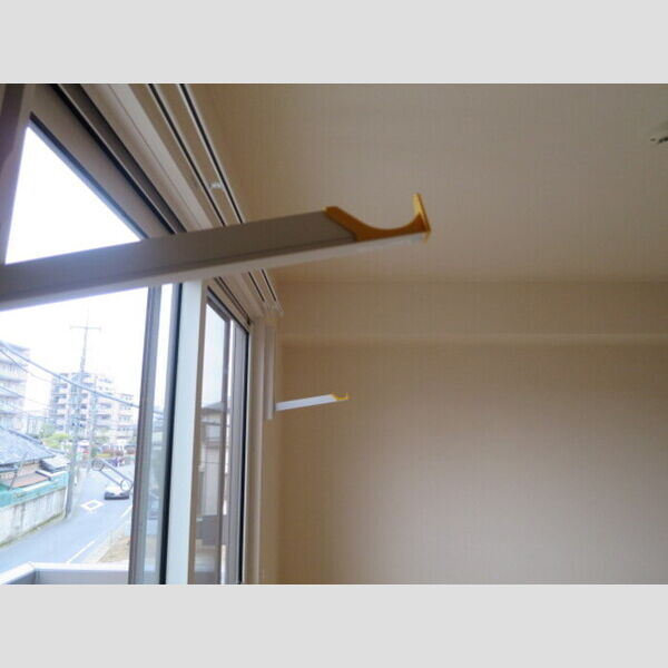 その他 (室内物干し)