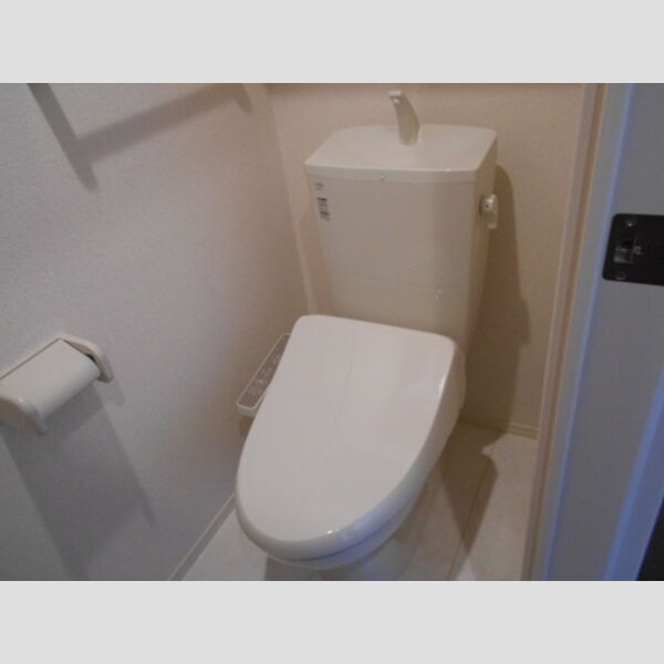 トイレ (トイレ　温水洗浄暖房便座)