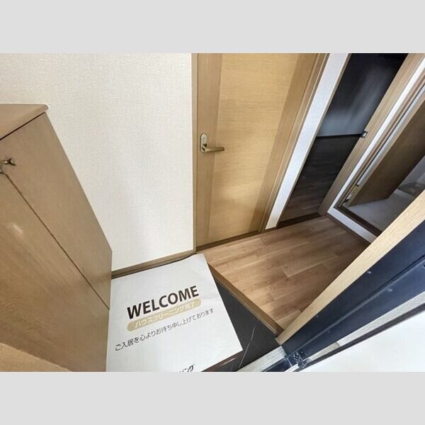 玄関 (玄関)