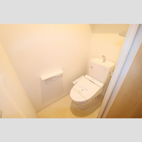 トイレ (トイレ 温水洗浄暖房便座)