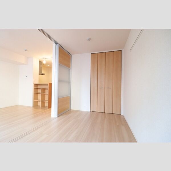 その他 (洋室　5帖)