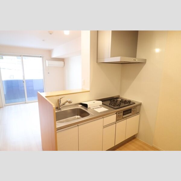 キッチン (キッチン　三口コンロ)