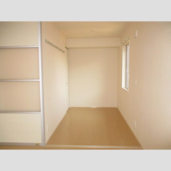 その他 (洋室①)