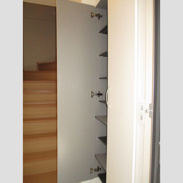 玄関 (シューズボックス)