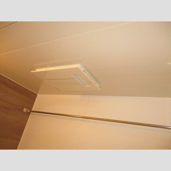 バス (浴室乾燥機)