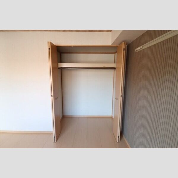 収納 (クローゼット)