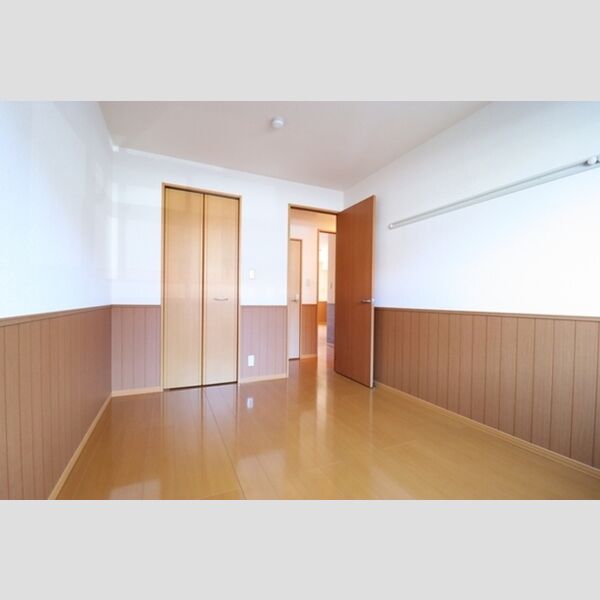 その他 (洋室　6帖)