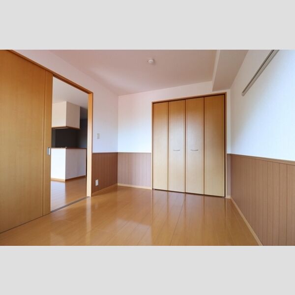 その他 (洋室　6帖)