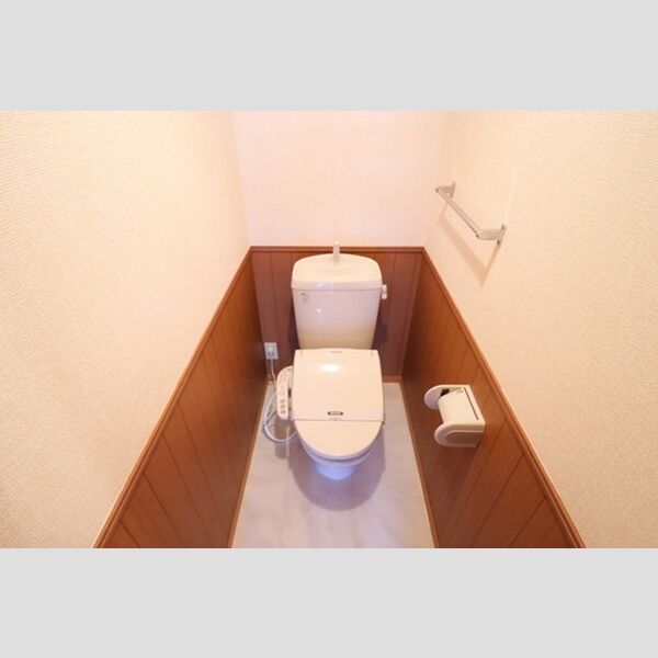 トイレ (温水洗浄暖房便座)