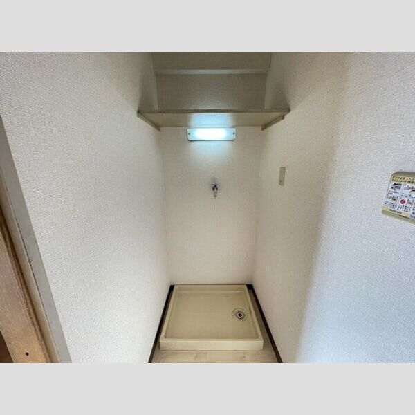 その他 (室内洗濯機置場)