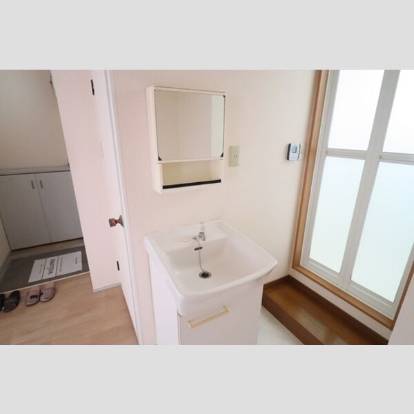 洗面所 (洗面台)