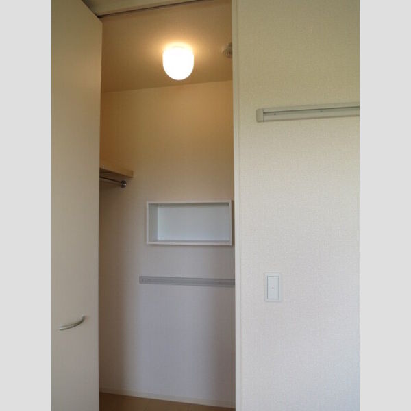 収納 (クローゼット)