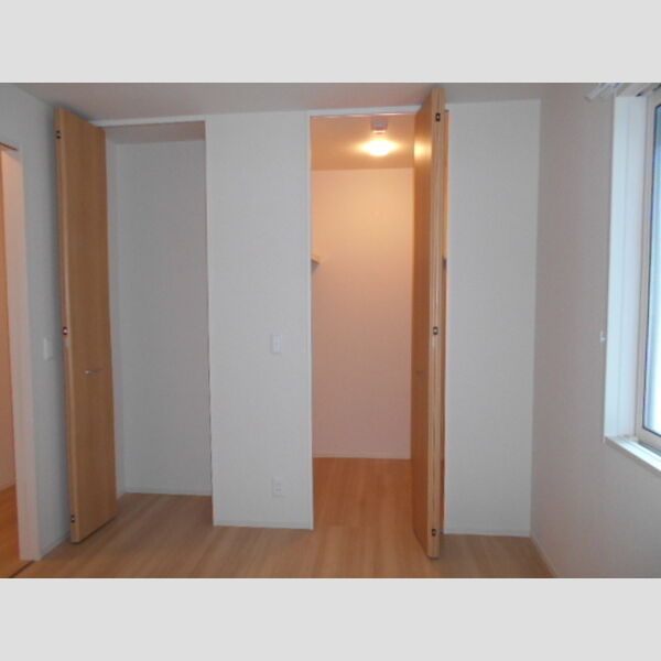 収納 (ウォークインクローゼット)